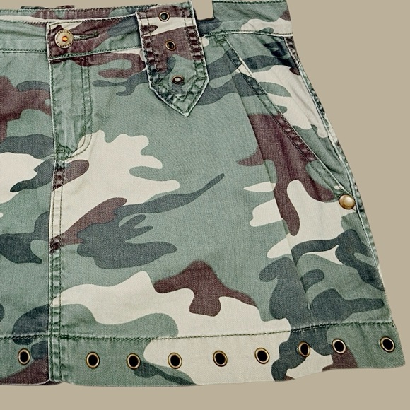 Y2K Camo Micro Mini Skirt Metal Hardware D-Ring Cyber Grunge Mall Goth XL - Picture 4 of 9